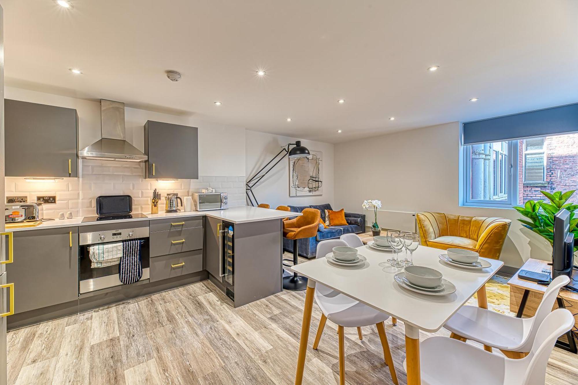 Charles House Serviced Apartments Preston  Ngoại thất bức ảnh