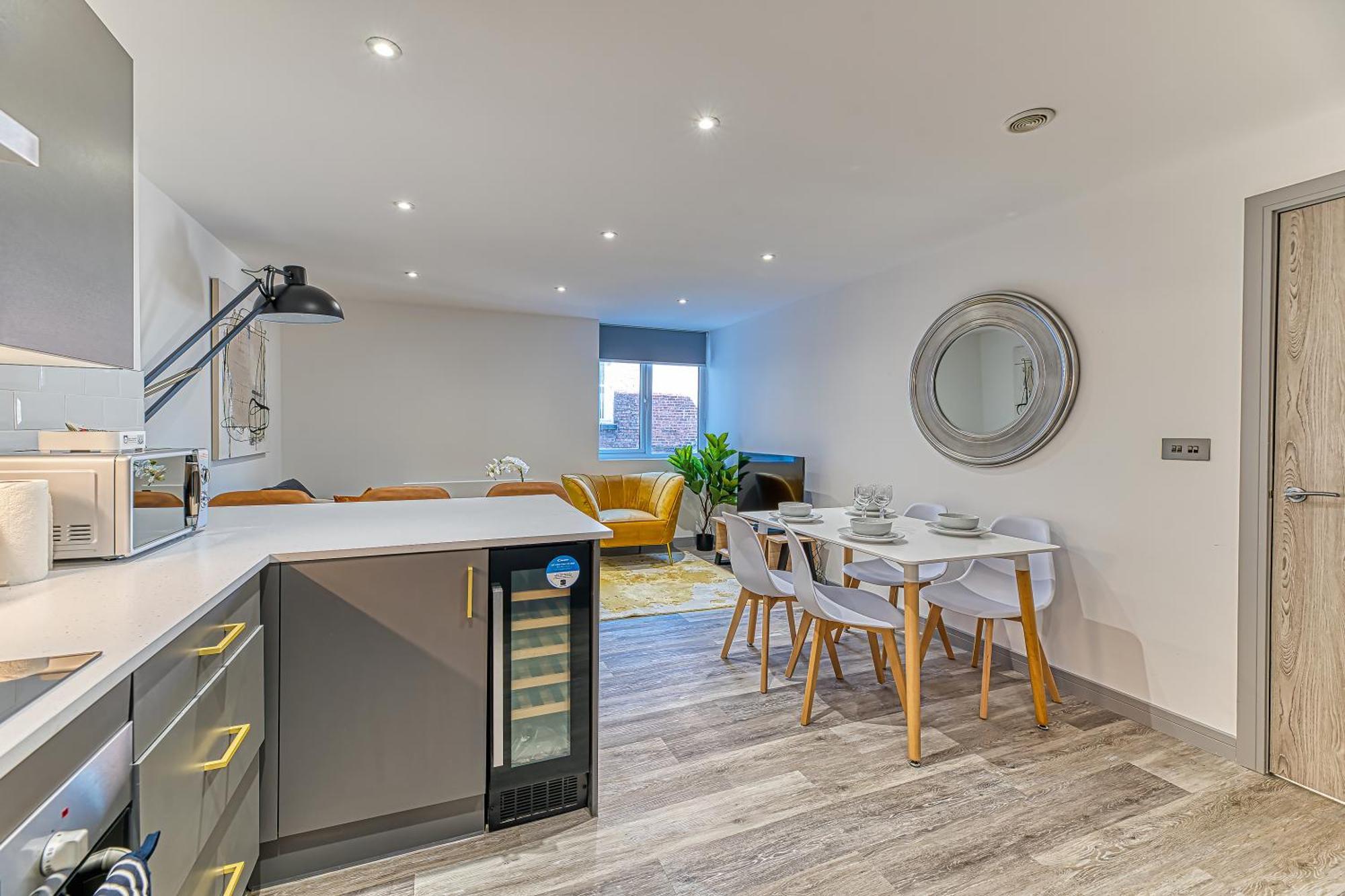 Charles House Serviced Apartments Preston  Ngoại thất bức ảnh
